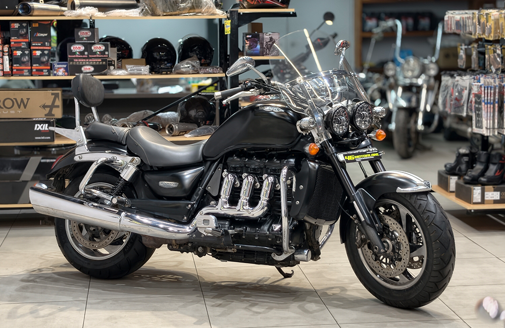 TRIUMPH ROCKET 3 ROADSTER – 2016